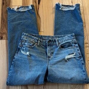 NWT American Eagle curvy straight leg mom Jean